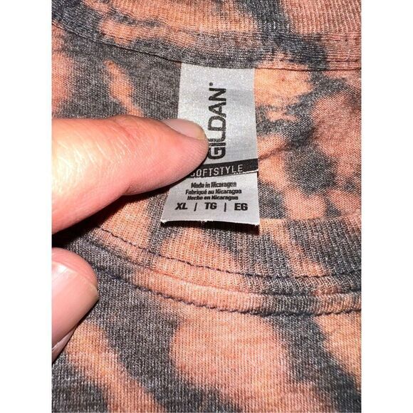 Tampa Bay Lightning 2021 Stanley Cup Champions Bleached Tee - Picture 4 of 4